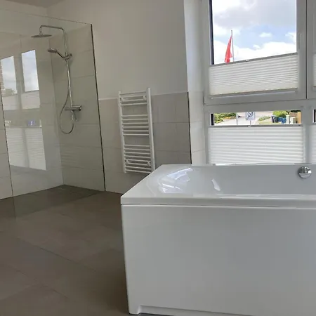 Meeresjuwel-mairin *